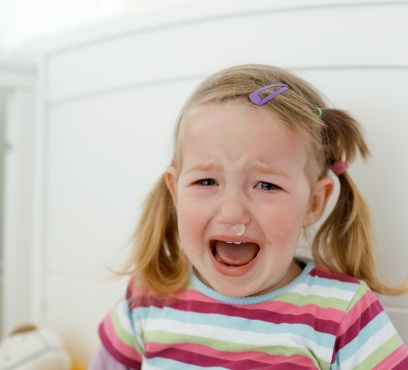 What to do when your child throws a tantrum in public?