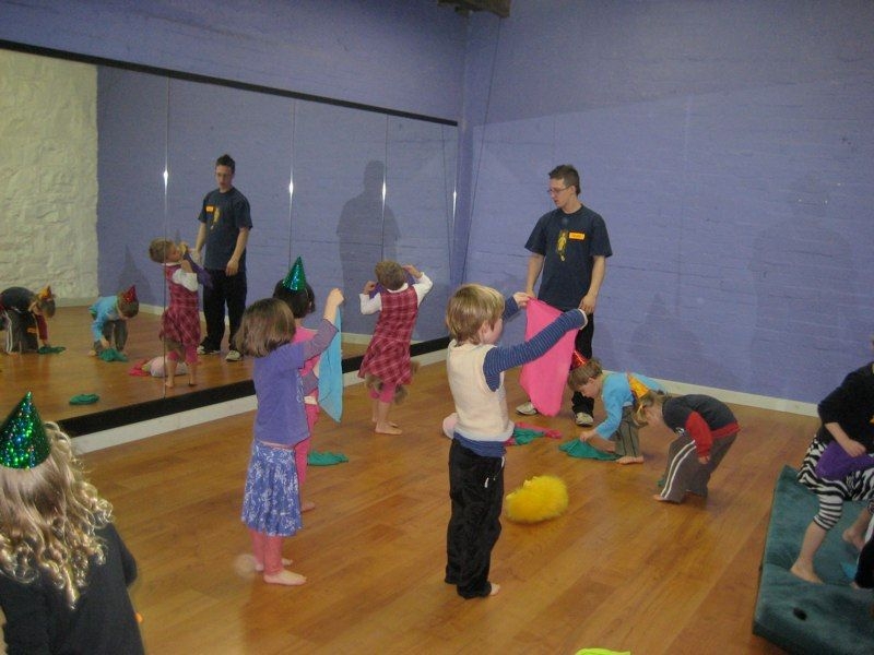Kinder Circus - Classes and Lessons